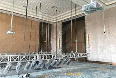 河南商丘多功能灯光升降吊机 别具匠心的安防系统生产